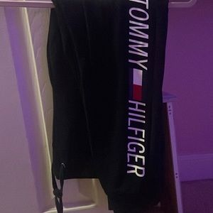 M black Tommy Hilfiger